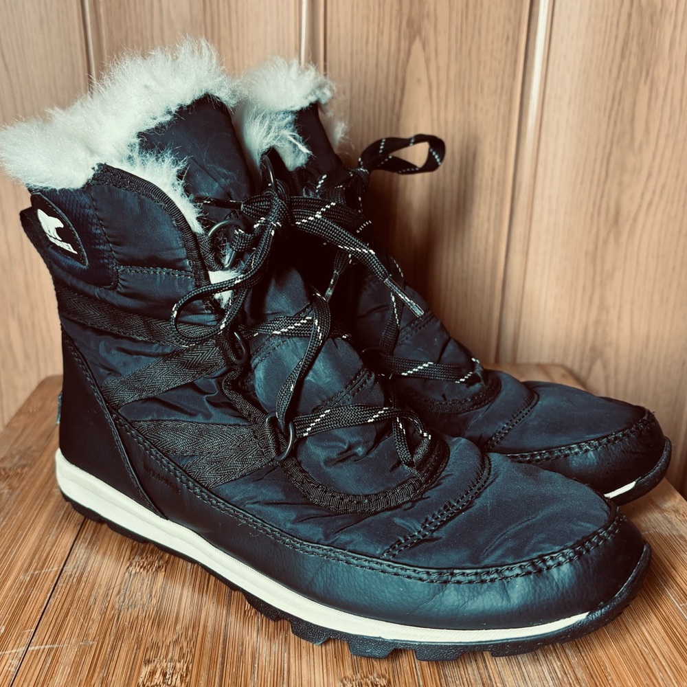 SOREL Women's Whitney Short Lace-up Waterproof Insulated Winter Boots Black 8.5 - Picture 8 of 16